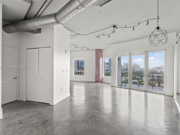 10 SW South River Dr 1006, Miami FL 33130