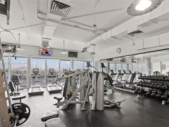 10 SW South River Dr 1006, Miami FL 33130