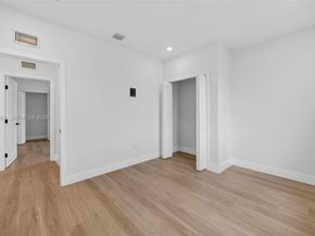 506 NW 7th St, Homestead FL 33030