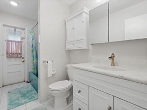 11711 NW 29th St, Sunrise FL 33323