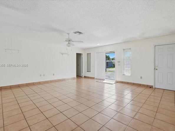 11711 NW 29th St, Sunrise FL 33323