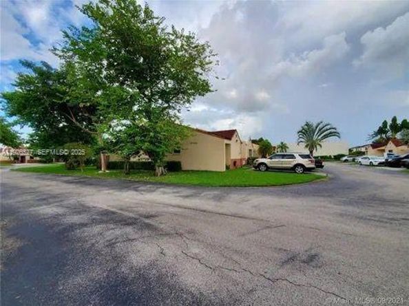 14927 SW 89th St 14927, Miami FL 33196