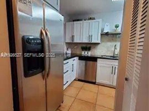 14927 SW 89th St 14927, Miami FL 33196