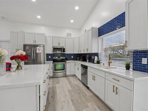 10681 Lago Welleby Dr, Sunrise FL 33351