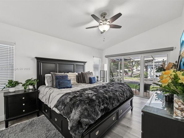 10681 Lago Welleby Dr, Sunrise FL 33351