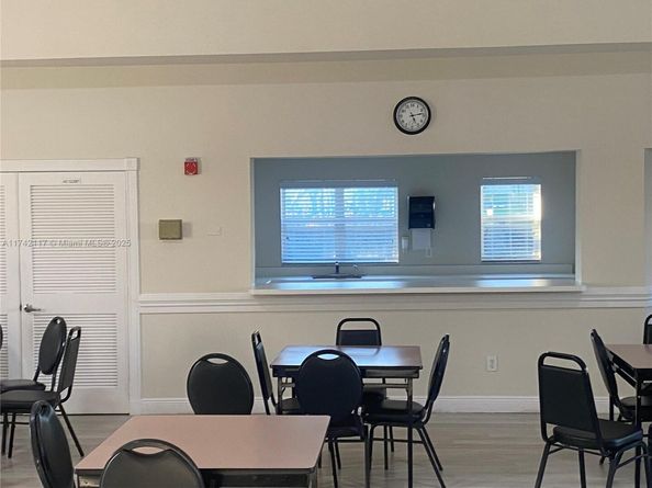 9551 Weldon Cir E314, Fort Lauderdale FL 33321