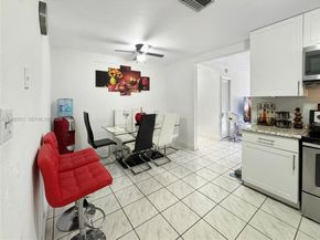 5220 SW 57th St, Davie FL 33314