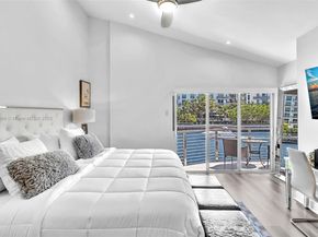 1044 NW N River, Miami FL 33136