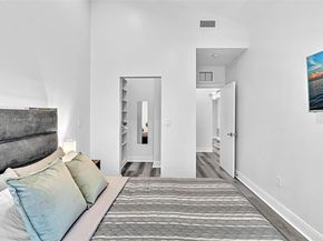 1044 NW N River, Miami FL 33136