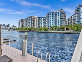 1044 NW N River, Miami FL 33136