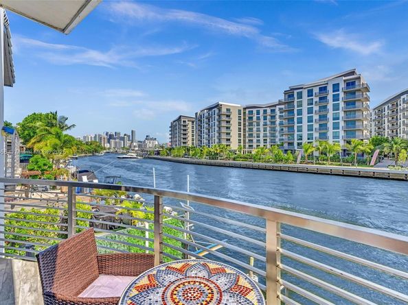 1044 NW N River, Miami FL 33136
