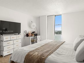 2350 NE 135th St 1006, North Miami FL 33181