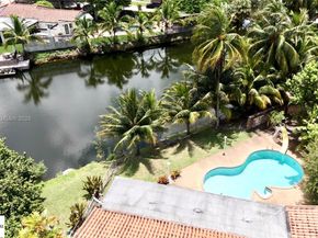 10450 SW 19th St, Miami FL 33165