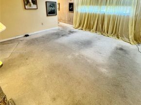 10450 SW 19th St, Miami FL 33165