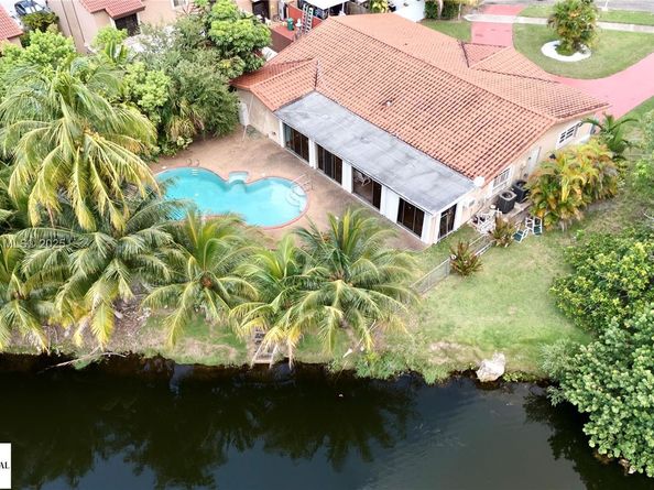 10450 SW 19th St, Miami FL 33165