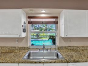 10682 NW 6th St, Coral Springs FL 33071