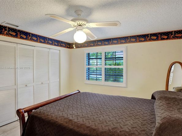 10682 NW 6th St, Coral Springs FL 33071