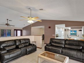 10682 NW 6th St, Coral Springs FL 33071