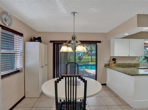 10682 NW 6th St, Coral Springs FL 33071