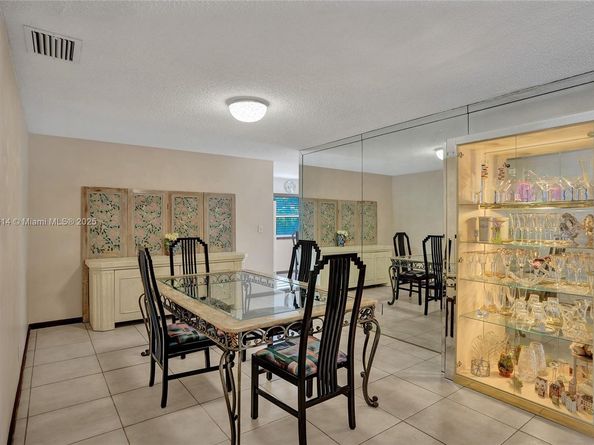10682 NW 6th St, Coral Springs FL 33071