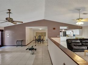 10682 NW 6th St, Coral Springs FL 33071