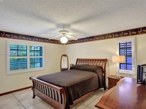 10682 NW 6th St, Coral Springs FL 33071