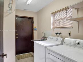 10682 NW 6th St, Coral Springs FL 33071
