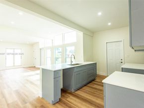 429 W Evanston Cir, Fort Lauderdale FL 33312