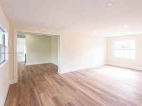 429 W Evanston Cir, Fort Lauderdale FL 33312