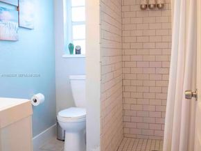 1009 Tequesta, Fort Lauderdale FL 33311-6261