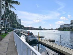 5077 NW 7th St 610, Miami FL 33126