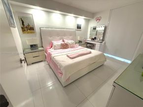 5077 NW 7th St 610, Miami FL 33126