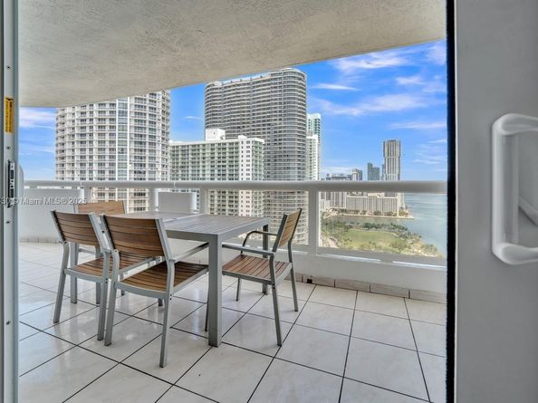 1717 N Bayshore Dr A3237, Miami FL 33132