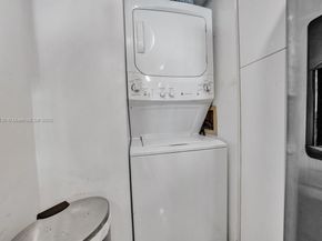 1717 N Bayshore Dr A3237, Miami FL 33132