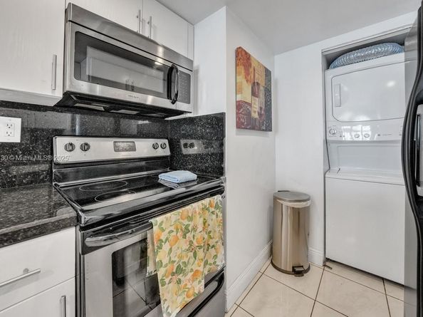 1717 N Bayshore Dr A3237, Miami FL 33132