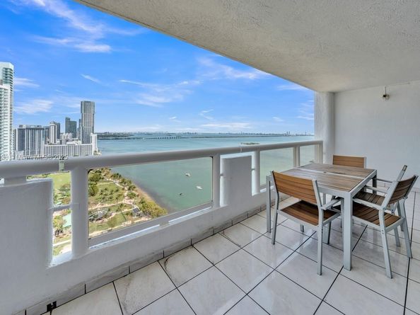 1717 N Bayshore Dr A3237, Miami FL 33132