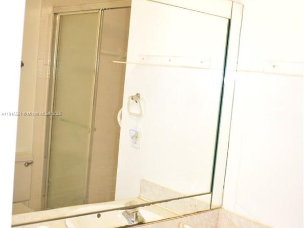 9370 Sunrise Lakes Blvd 203, Sunrise FL 33322