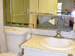 9370 Sunrise Lakes Blvd 203, Sunrise FL 33322