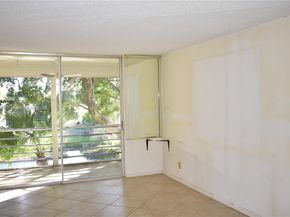 9370 Sunrise Lakes Blvd 203, Sunrise FL 33322