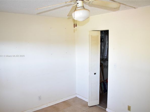 9370 Sunrise Lakes Blvd 203, Sunrise FL 33322