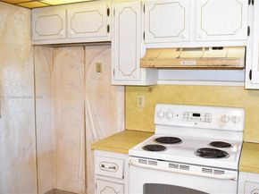 9370 Sunrise Lakes Blvd 203, Sunrise FL 33322