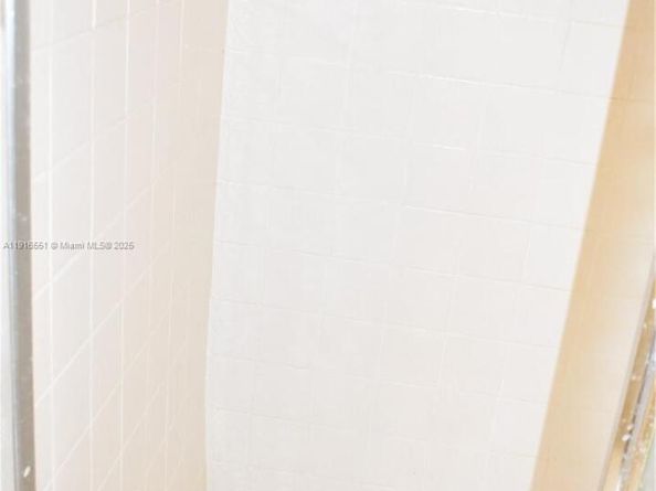 9370 Sunrise Lakes Blvd 203, Sunrise FL 33322