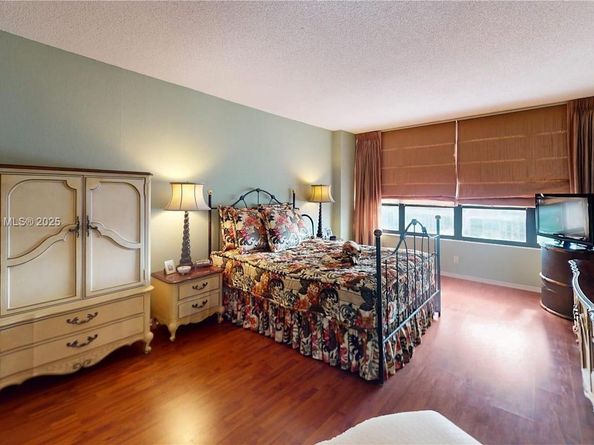 600 Three Islands Blvd 607, Hallandale Beach FL 33009