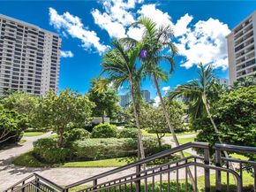 600 Three Islands Blvd 607, Hallandale Beach FL 33009