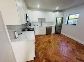 905 SW 13th Ct, Miami FL 33135