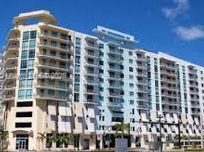 Undisclosed Address #A11885502, Hollywood FL 33020