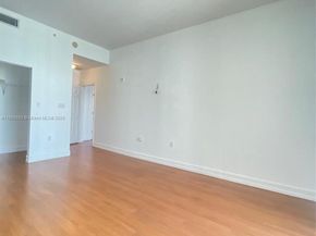 Undisclosed Address #A11885502, Hollywood FL 33020