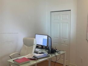 Undisclosed Address #A11885502, Hollywood FL 33020