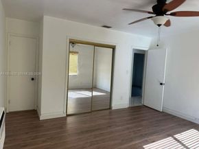 2458 Plunkett St, Hollywood FL 33020