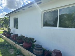 2458 Plunkett St, Hollywood FL 33020